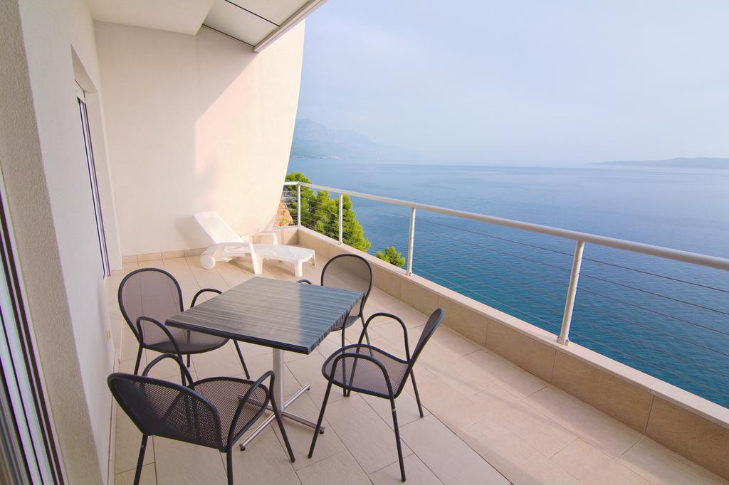 Apartments Vela Sollis Marusici  الغرفة الصورة