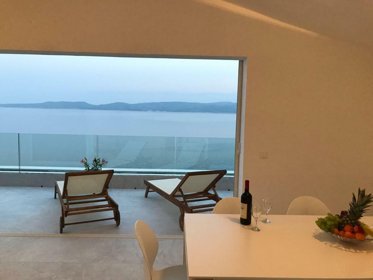 Apartments Vela Sollis Marusici  المظهر الخارجي الصورة